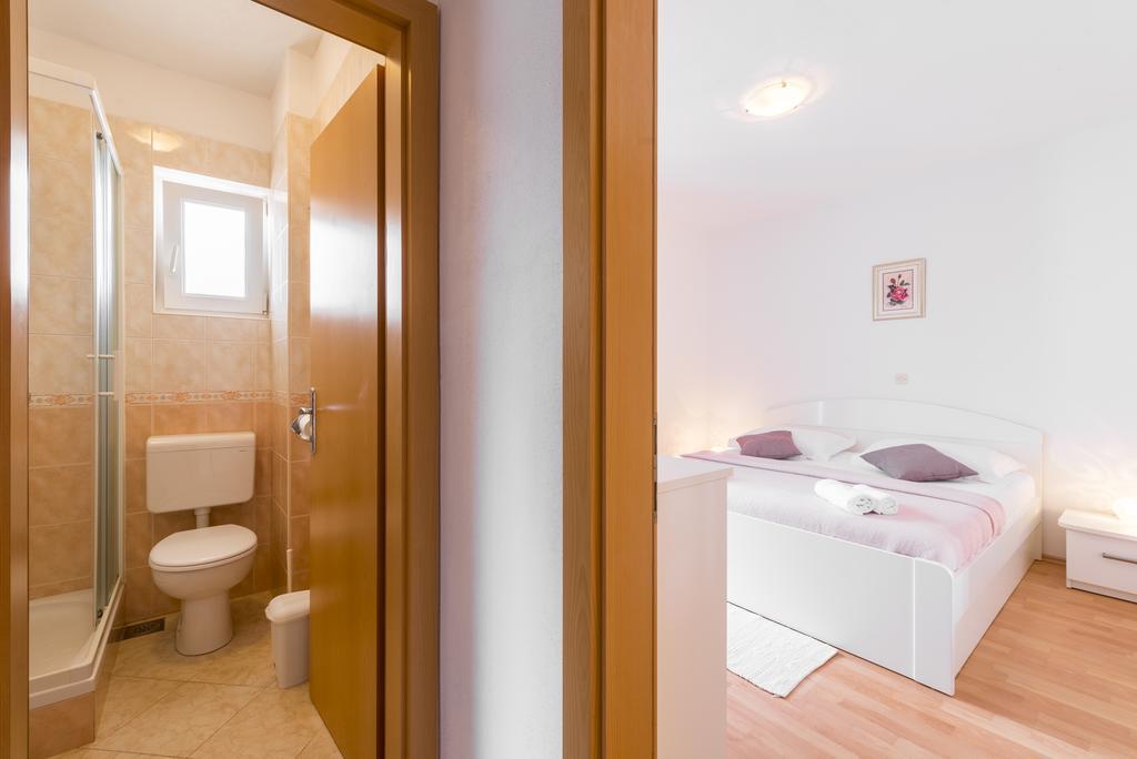 Apartments Nikolina Хвар Экстерьер фото