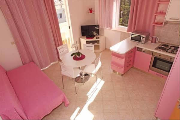 Apartments Nikolina Хвар Экстерьер фото