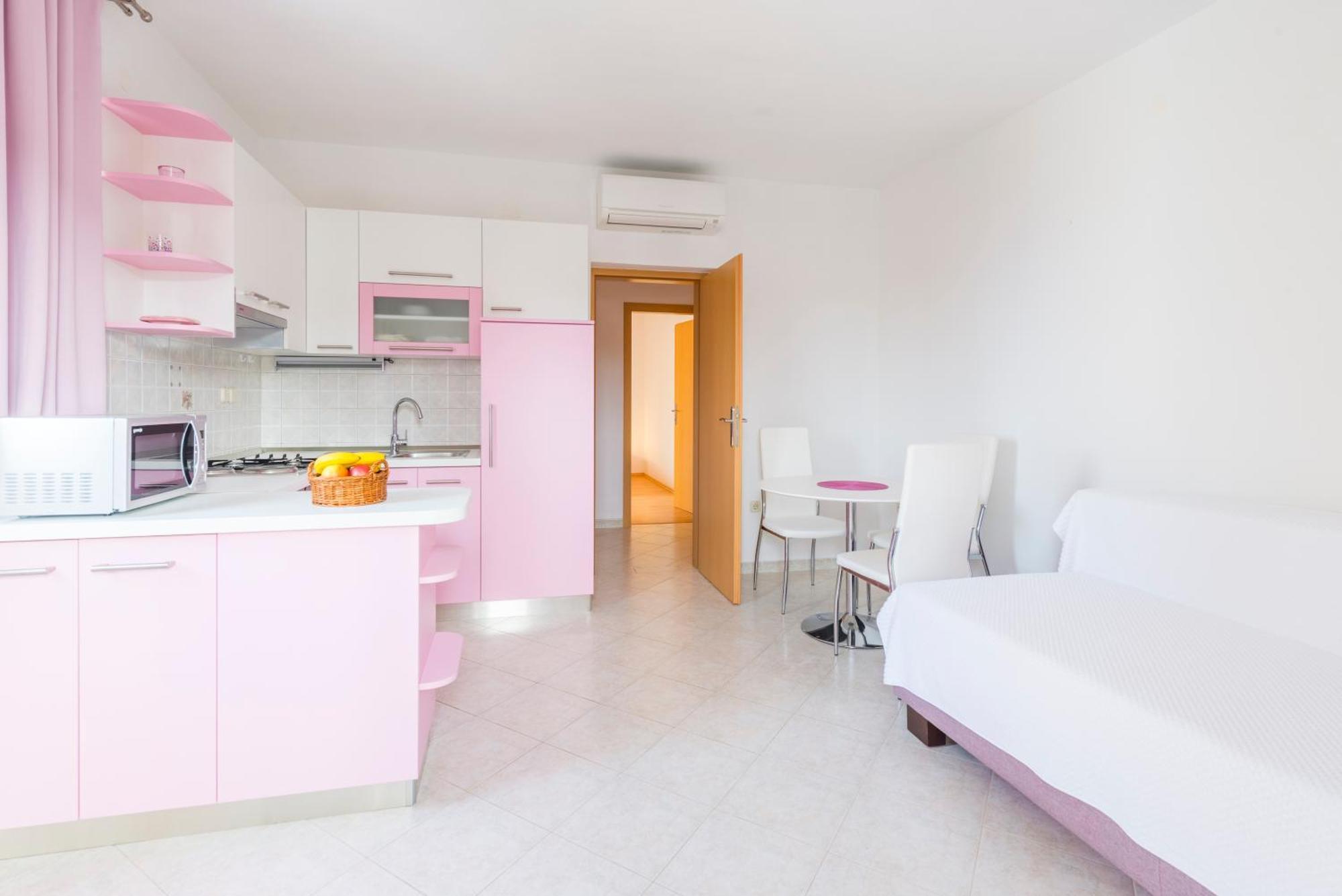 Apartments Nikolina Хвар Экстерьер фото