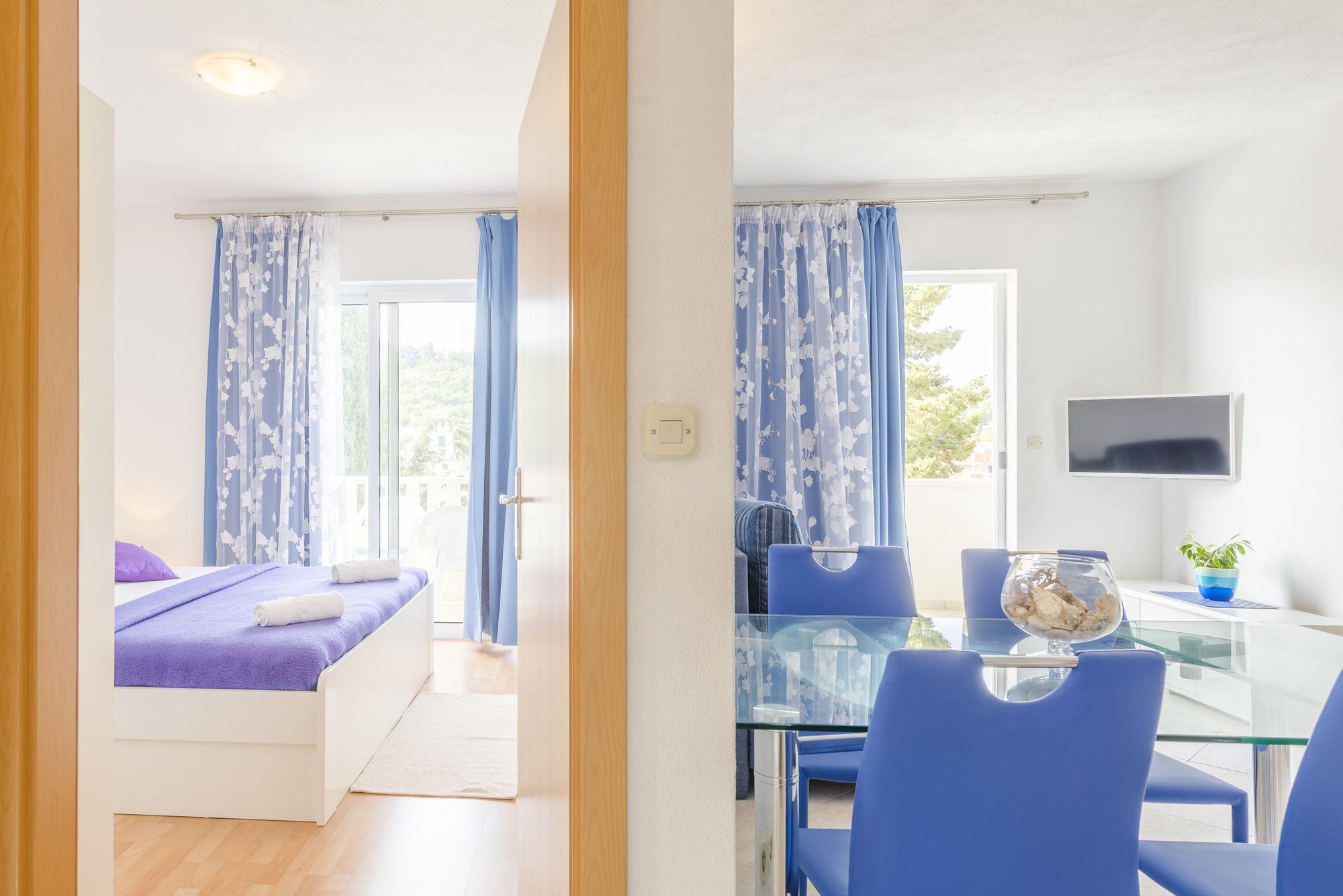 Apartments Nikolina Хвар Экстерьер фото
